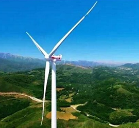 China Power investimento Corporation Lei Zhen Shan Wind Farm nella contea di Shaanxi, nella provincia di Henan